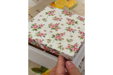 Warsztaty decoupage dla SENIORÓW - pudełko na herbatę