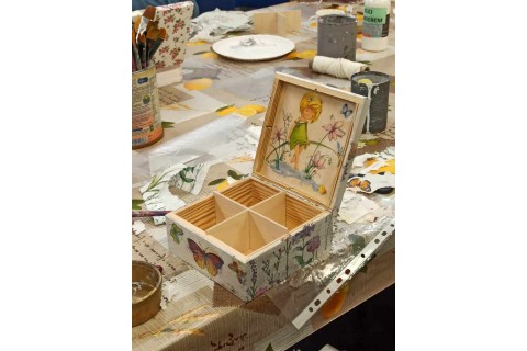 Warsztaty decoupage dla SENIORÓW - pudełko na herbatę