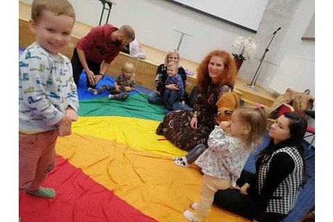 Zajęcia umuzykalniające dla dzieci w wieku 2-3 lata 12.10.2023r.