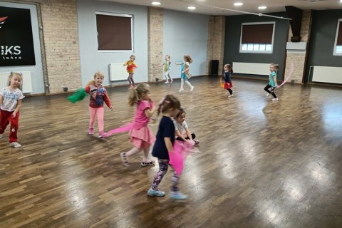 Zajęcia Rytmodance dla dzieci 4-5,5 lat