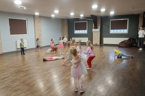 Zajęcia Rytmodance dla dzieci 4-5,5 lat