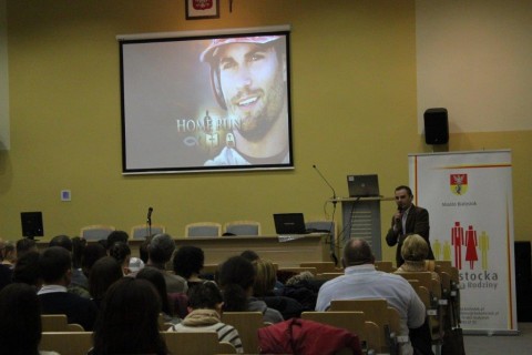 Projekcja filmu „HOME RUN”