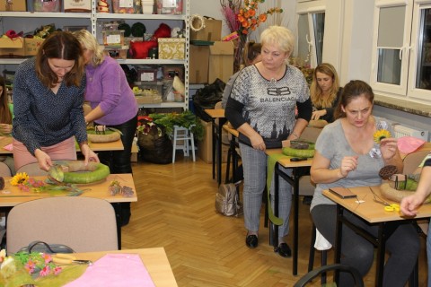Warsztaty florystyczne dla dorosłych i młodzieży - jesienna dekoracja