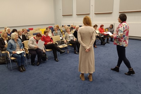 ĆWICZENIA PAMIĘCI I KONCENTRACJI SENIORÓW NA WESOŁO