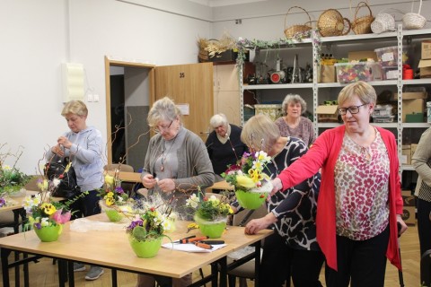 Warsztaty florystyczne dla seniorów