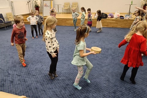 Zajęcia umuzykalniające dla dzieci w wieku 4-5 lat