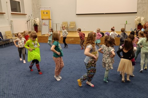 Zajęcia umuzykalniające dla dzieci w wieku 4-5 lat