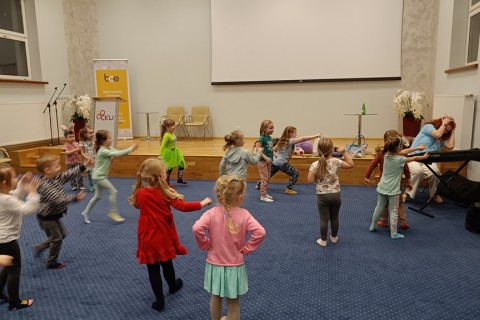 Zajęcia umuzykalniające dla dzieci w wieku 4-5 lat