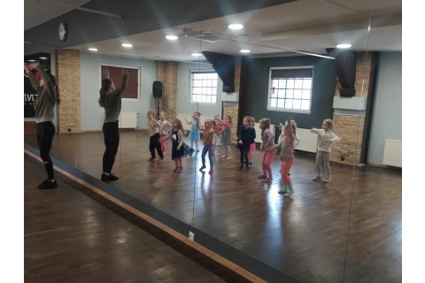 Zajęcia Rytmodance dla dzieci 4-5,5 lat