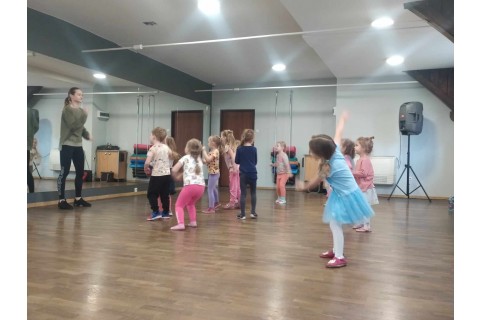 Zajęcia Rytmodance dla dzieci 4-5,5 lat