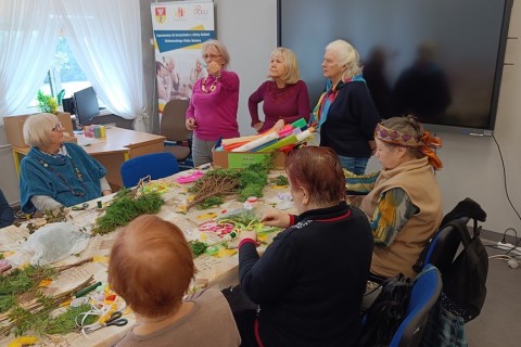 Warsztaty kreatywne dla seniorów - Palma wielkanocna