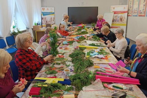 Warsztaty kreatywne dla seniorów - Palma wielkanocna