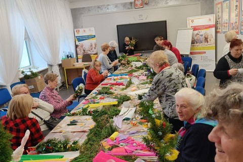 Warsztaty kreatywne dla seniorów - Palma wielkanocna