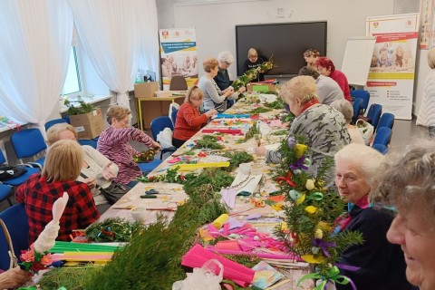 Warsztaty kreatywne dla seniorów - Palma wielkanocna