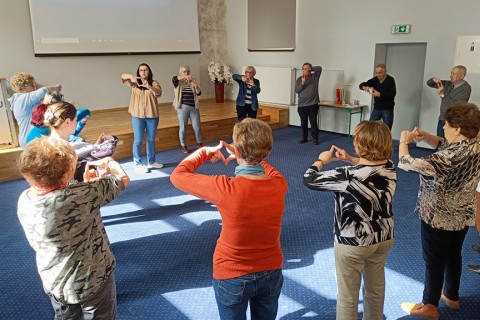 Ćwiczenia pamięci i koncentracji seniorów