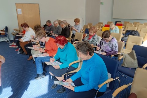 Ćwiczenia pamięci i koncentracji seniorów