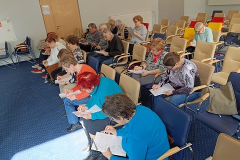 Ćwiczenia pamięci i koncentracji seniorów