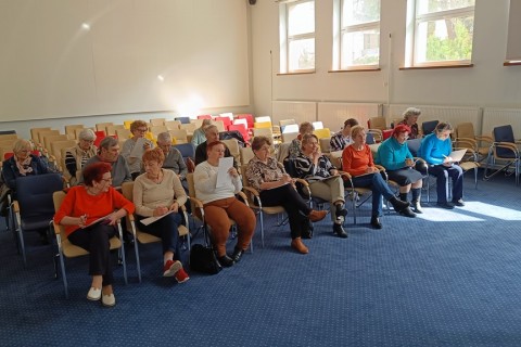 Ćwiczenia pamięci i koncentracji seniorów