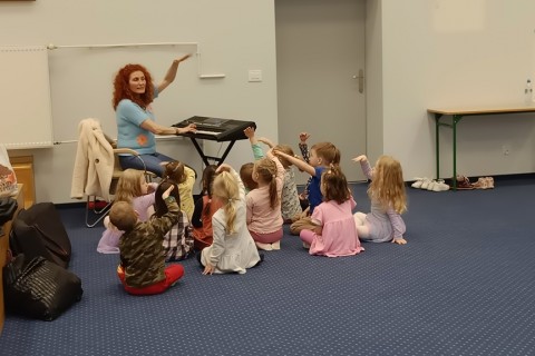Zajęcia umuzykalniające dla dzieci w wieku 4-5 lat
