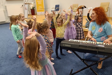 Zajęcia umuzykalniające dla dzieci w wieku 4-5 lat