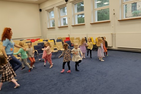 Zajęcia umuzykalniające dla dzieci w wieku 4-5 lat