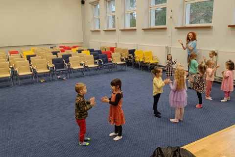 Zajęcia umuzykalniające dla dzieci w wieku 4-5 lat