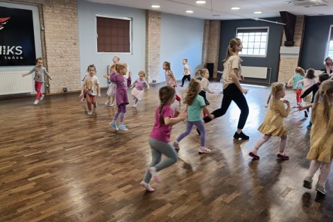Zajęcia Rytmodance dla dzieci 4-5,5 lat