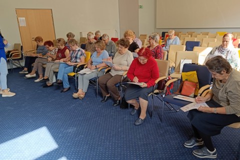 Ćwiczenia pamięci i koncentracji seniorów