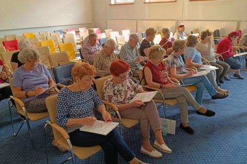 Ćwiczenia pamięci i koncentracji seniorów