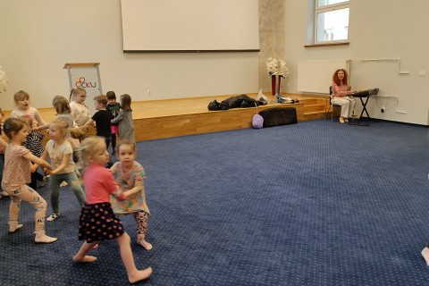 Zajęcia umuzykalniające dla dzieci w wieku 4-5 lat