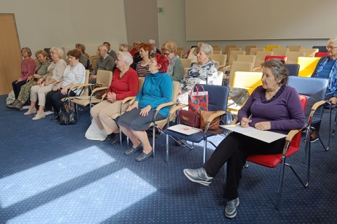 Ćwiczenia pamięci i koncentracji seniorów