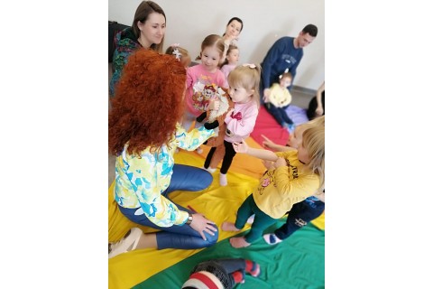 Zajęcia umuzykalniające dla dzieci w wieku 2-3 lata