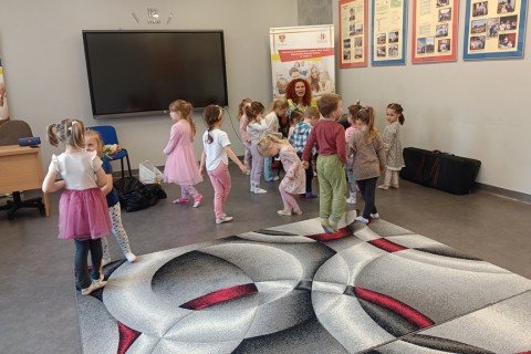 Zajęcia umuzykalniające dla dzieci w wieku 4-5 lat