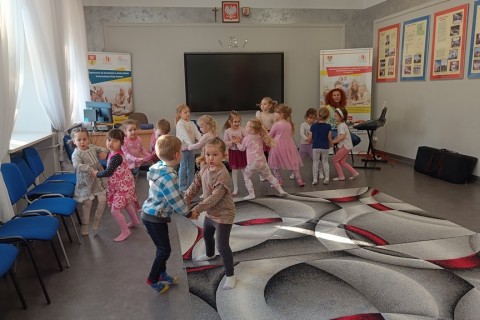Zajęcia umuzykalniające dla dzieci w wieku 4-5 lat