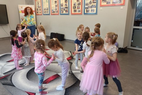 Zajęcia umuzykalniające dla dzieci w wieku 4-5 lat