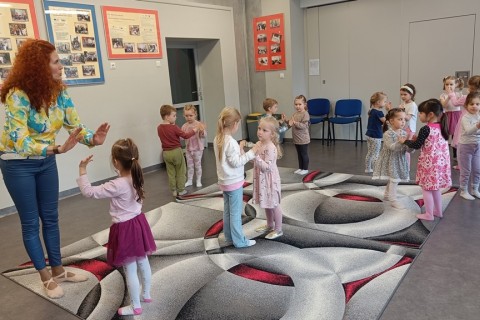 Zajęcia umuzykalniające dla dzieci w wieku 4-5 lat