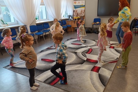 Zajęcia umuzykalniające dla dzieci w wieku 4-5 lat