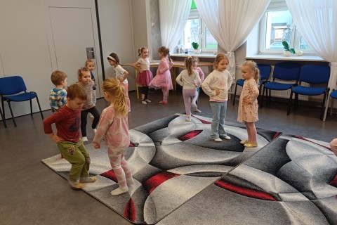 Zajęcia umuzykalniające dla dzieci w wieku 4-5 lat