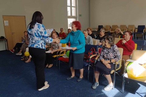 ĆWICZENIA PAMIĘCI I KONCENTRACJI SENIORÓW NA WESOŁO