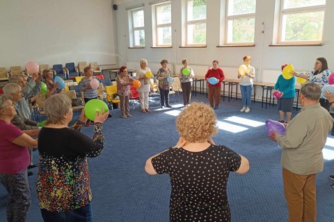 ĆWICZENIA PAMIĘCI I KONCENTRACJI SENIORÓW NA WESOŁO