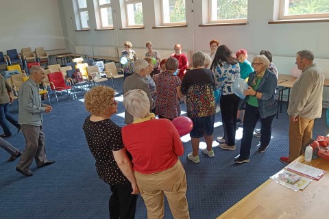 ĆWICZENIA PAMIĘCI I KONCENTRACJI SENIORÓW NA WESOŁO