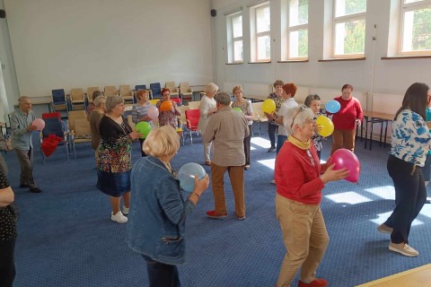ĆWICZENIA PAMIĘCI I KONCENTRACJI SENIORÓW NA WESOŁO