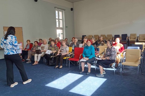 ĆWICZENIA PAMIĘCI I KONCENTRACJI SENIORÓW NA WESOŁO