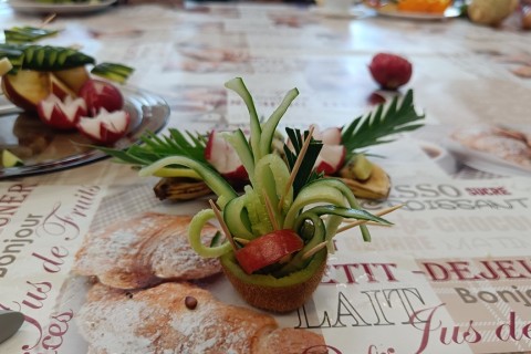 Warsztaty artystyczne dla seniorów - carving