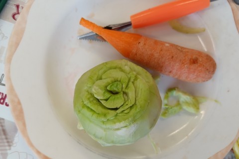 Warsztaty artystyczne dla seniorów - carving