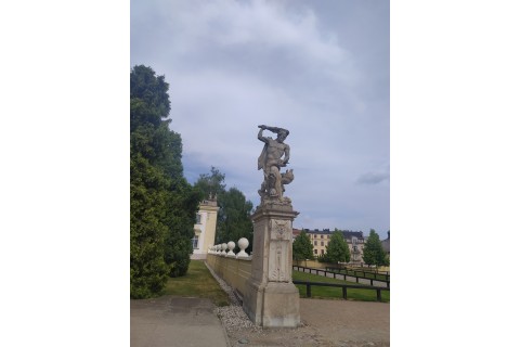 Spacer historyczny dla seniorów