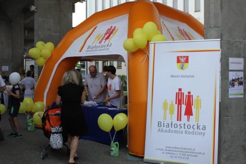 Piknik rodzinny „Mama i Tata - najlepszy zawód świata”