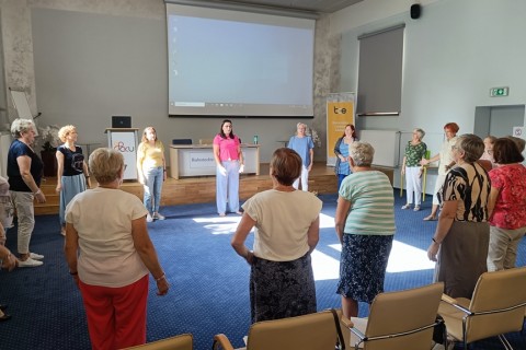 Ćwiczenia pamięci i koncentracji seniorów