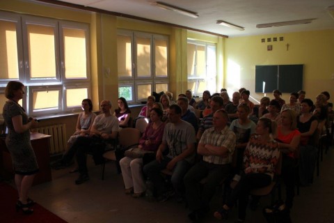 Konferencja: Jak radzić sobie z nastolatkami w dzisiejszych czasach.