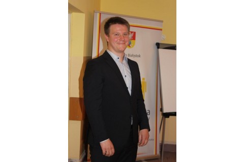 Konferencja: Jak radzić sobie z nastolatkami w dzisiejszych czasach.